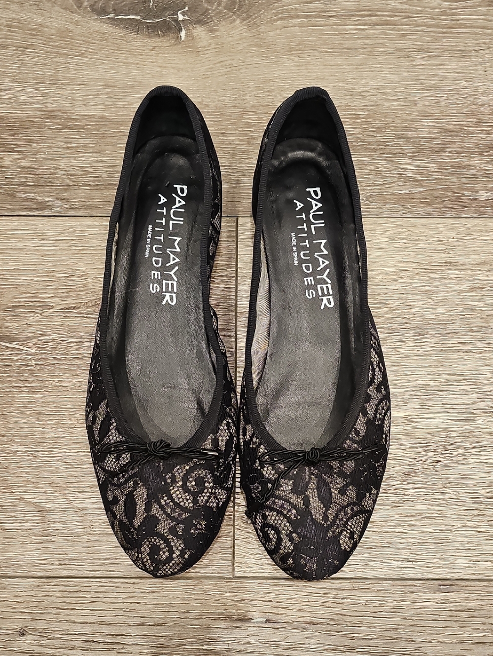 [Like NEW] PAUL MAYER Attitudes Black Lace Ballet Flats SZ 10 Shoes